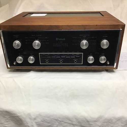 McIntosh C 28 Preamp with SCR 2 Speaker Control